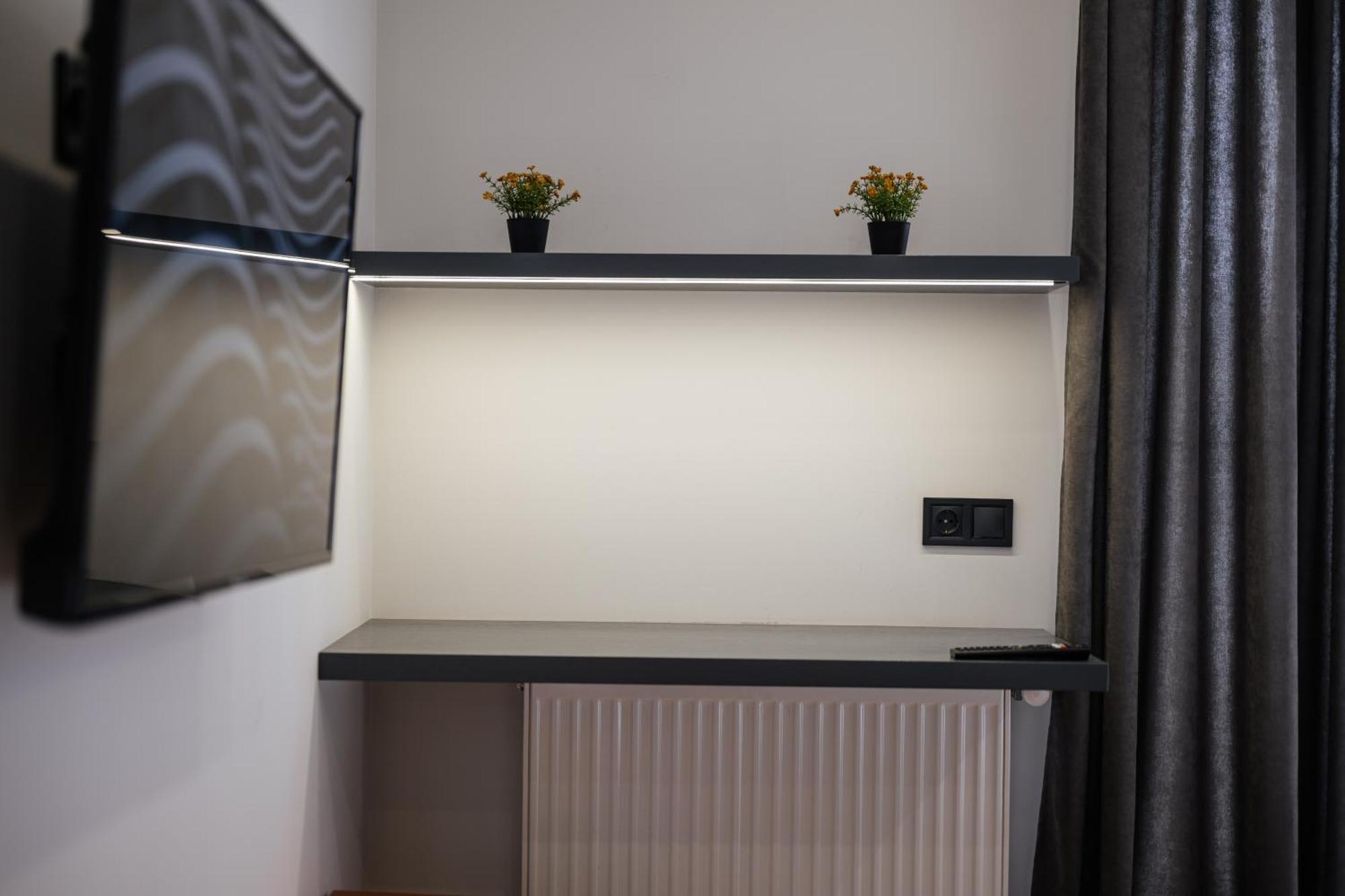 Luxury Apartments “Bozdosh” Uzhhorod Luaran gambar