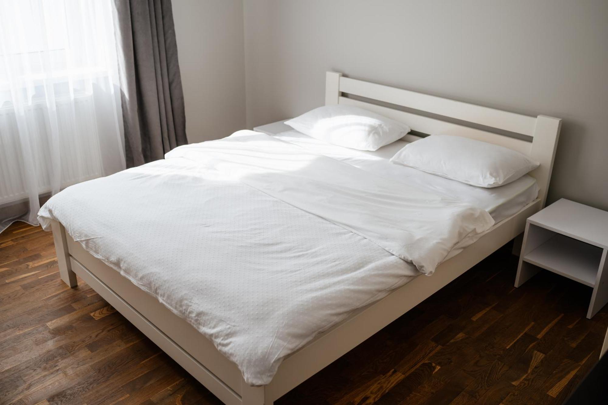 Luxury Apartments “Bozdosh” Uzhhorod Luaran gambar