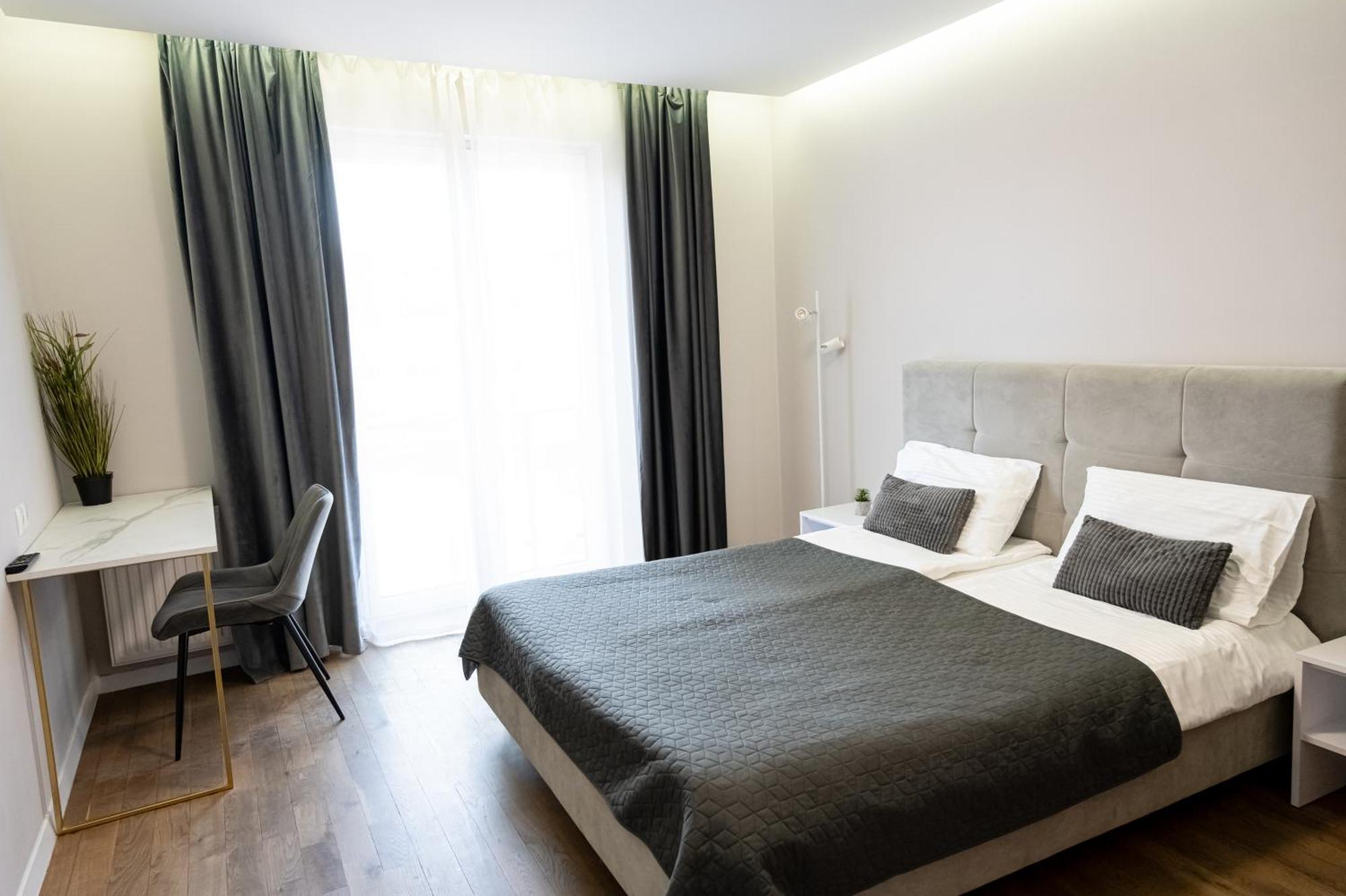 Luxury Apartments “Bozdosh” Uzhhorod Luaran gambar